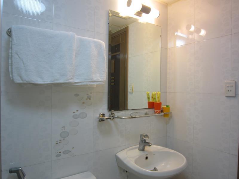 Quy Thanh Hotel TP. Hồ Chí Minh Ngoại thất bức ảnh